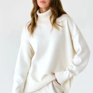 COZY KNIT TURTLENECK SWEATER